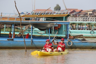 Team 17 / Raid Amazones Cambodge 2024 - J2 Canoe