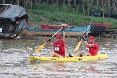 Team 28 / Raid Amazones Cambodge 2024 - J2 Canoe