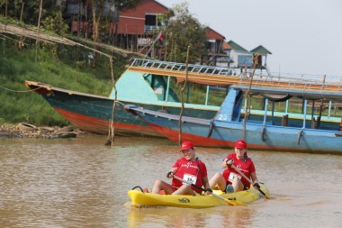 Team 33 / Raid Amazones Cambodge 2024 - J2 Canoe