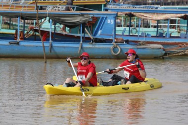 Team 40 / Raid Amazones Cambodge 2024 - J2 Canoe