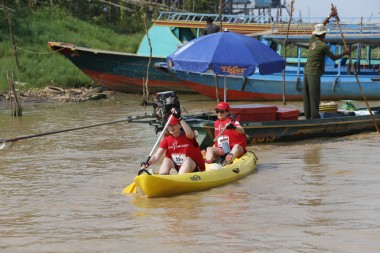 Team 55 / Raid Amazones Cambodge 2024 - J2 Canoe