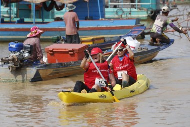Team 57 / Raid Amazones Cambodge 2024 - J2 Canoe