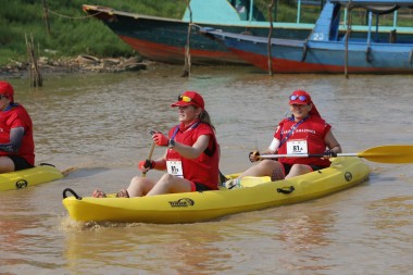Team 81 / Raid Amazones Cambodge 2024 - J2 Canoe