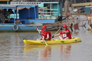 Team 83 / Raid Amazones Cambodge 2024 - J2 Canoe
