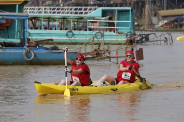 Team 84 / Raid Amazones Cambodge 2024 - J2 Canoe