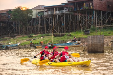 Team 327 / Raid Amazones Cambodge 2024 - J2 Canoe