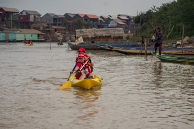 Team 88 / Raid Amazones Cambodge 2024 - J2 Canoe