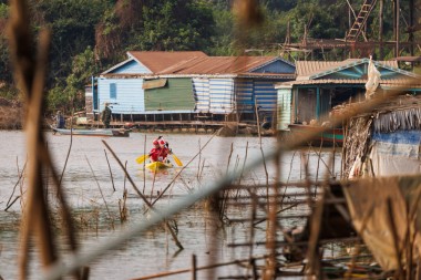 Team 33 / Raid Amazones Cambodge 2024 - J2 Canoe