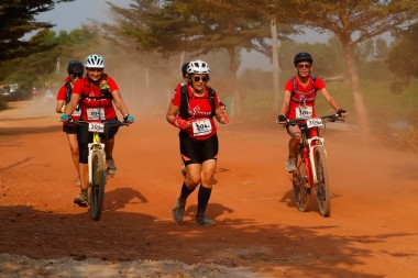 Team 304 / Raid Amazones Cambodge 2024 - J3 Bike and Run