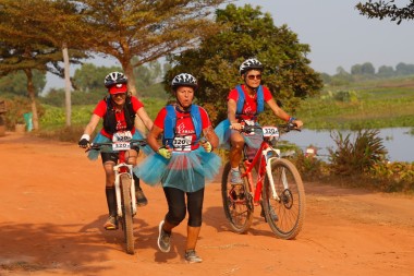 Team 320 / Raid Amazones Cambodge 2024 - J3 Bike and Run