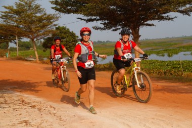 Team 328 / Raid Amazones Cambodge 2024 - J3 Bike and Run