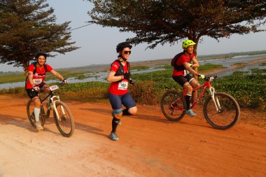 Team 332 / Raid Amazones Cambodge 2024 - J3 Bike and Run