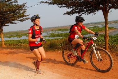 Team 37 / Raid Amazones Cambodge 2024 - J3 Bike and Run