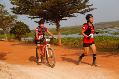 Team 49 / Raid Amazones Cambodge 2024 - J3 Bike and Run