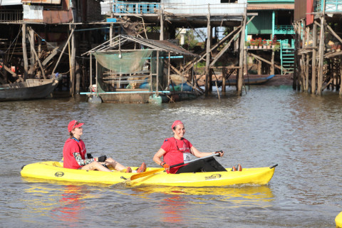 Team 29 / Raid Amazones Cambodge 2024 - J2 Canoe