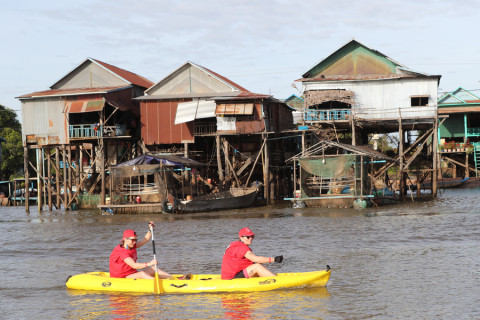 Team 04 / Raid Amazones Cambodge 2024 - J2 Canoe