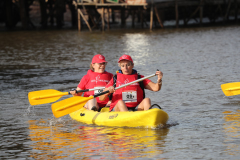 Team 08 / Raid Amazones Cambodge 2024 - J2 Canoe