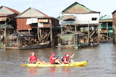 Team 322 / Raid Amazones Cambodge 2024 - J2 Canoe