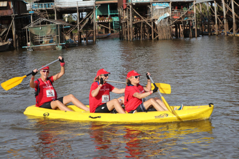Team 321 / Raid Amazones Cambodge 2024 - J2 Canoe