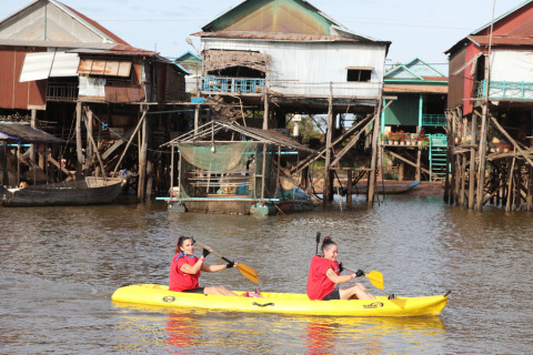Team 70 / Raid Amazones Cambodge 2024 - J2 Canoe