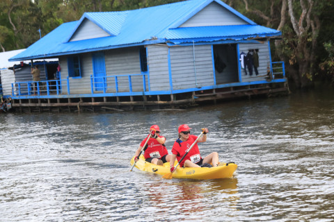 Team 90 / Raid Amazones Cambodge 2024 - J2 Canoe