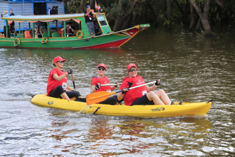 Team 309 / Raid Amazones Cambodge 2024 - J2 Canoe
