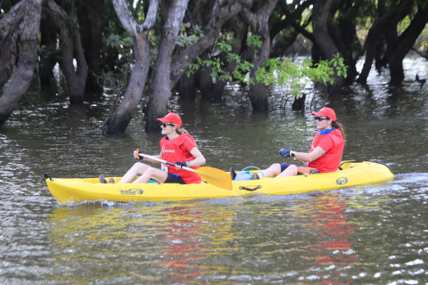 Team 40 / Raid Amazones Cambodge 2024 - J2 Canoe