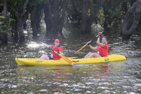 Team 68 / Raid Amazones Cambodge 2024 - J2 Canoe