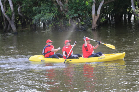Team 325 / Raid Amazones Cambodge 2024 - J2 Canoe