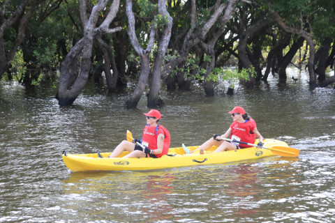 Team 59 / Raid Amazones Cambodge 2024 - J2 Canoe