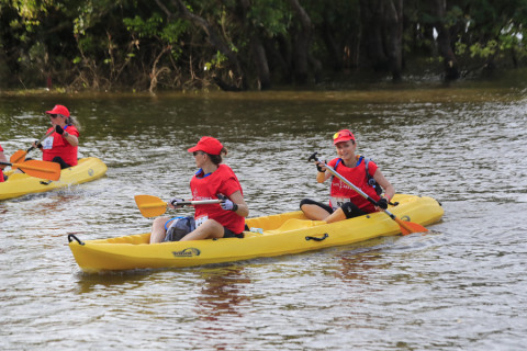 Team 83 / Raid Amazones Cambodge 2024 - J2 Canoe
