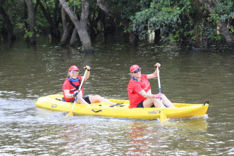 Team 86 / Raid Amazones Cambodge 2024 - J2 Canoe