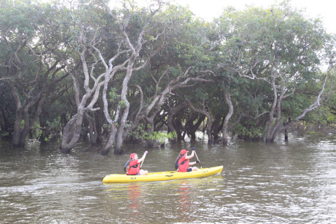 Team 47 / Raid Amazones Cambodge 2024 - J2 Canoe
