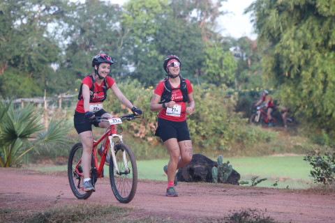 Team 71 / Raid Amazones Cambodge 2024 - J3 Run and Bike