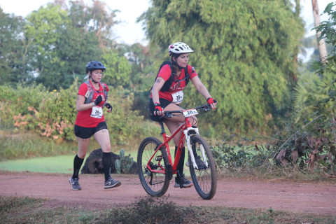 Team 26 / Raid Amazones Cambodge 2024 - J3 Run and Bike