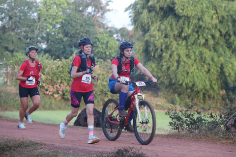 Team 57 / Raid Amazones Cambodge 2024 - J3 Run and Bike