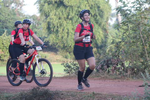 Team 310 / Raid Amazones Cambodge 2024 - J3 Run and Bike