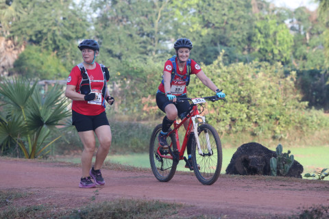 Team 55 / Raid Amazones Cambodge 2024 - J3 Run and Bike