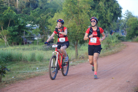 Team 71 / Raid Amazones Cambodge 2024 - J3 Run and Bike