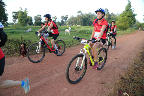 Team 322 / Raid Amazones Cambodge 2024 - J3 Run and Bike