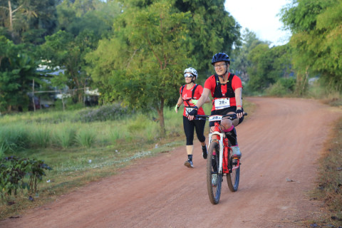 Team 28 / Raid Amazones Cambodge 2024 - J3 Run and Bike