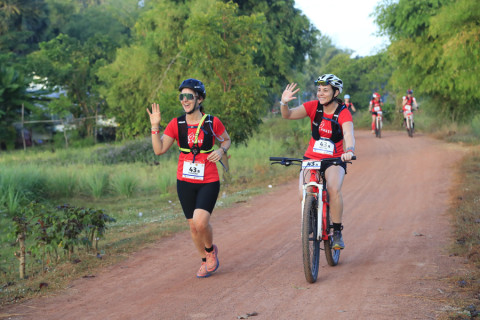 Team 43 / Raid Amazones Cambodge 2024 - J3 Run and Bike