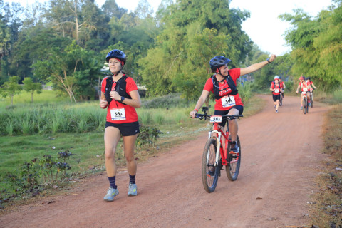 Team 56 / Raid Amazones Cambodge 2024 - J3 Run and Bike