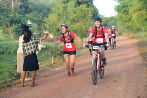 Team 80 / Raid Amazones Cambodge 2024 - J3 Run and Bike