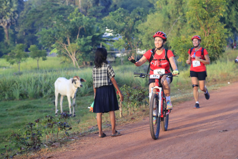 Team 17 / Raid Amazones Cambodge 2024 - J3 Run and Bike