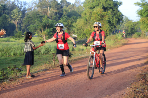 Team 08 / Raid Amazones Cambodge 2024 - J3 Run and Bike