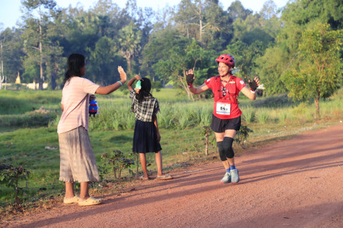 Team 84 / Raid Amazones Cambodge 2024 - J3 Run and Bike
