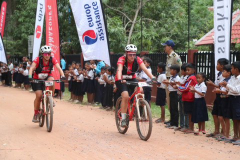 Team 73 / Raid Amazones Cambodge 2024 - J5 VTT