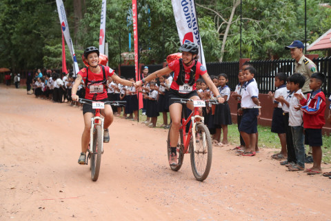 Team 19 / Raid Amazones Cambodge 2024 - J5 VTT