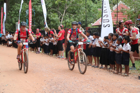 Team 55 / Raid Amazones Cambodge 2024 - J5 VTT